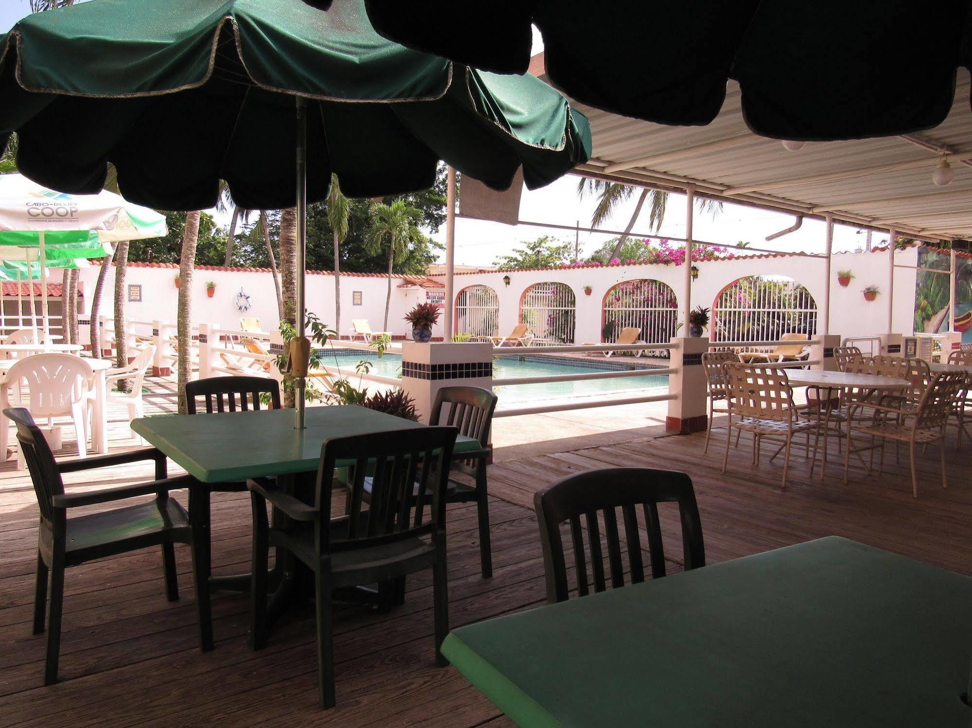 Hotel Perichi'S กาโบโรโค ภายนอก รูปภาพ